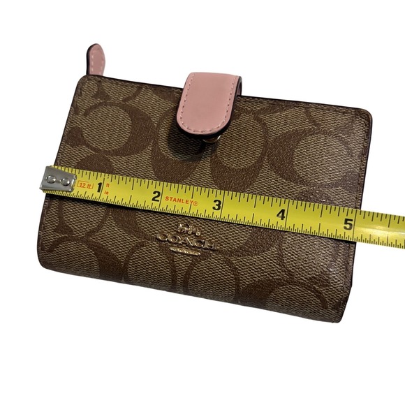 Coach Medium Corner Zip Wallet Signature Canvas Khaki Pink - Picture 11 of 12